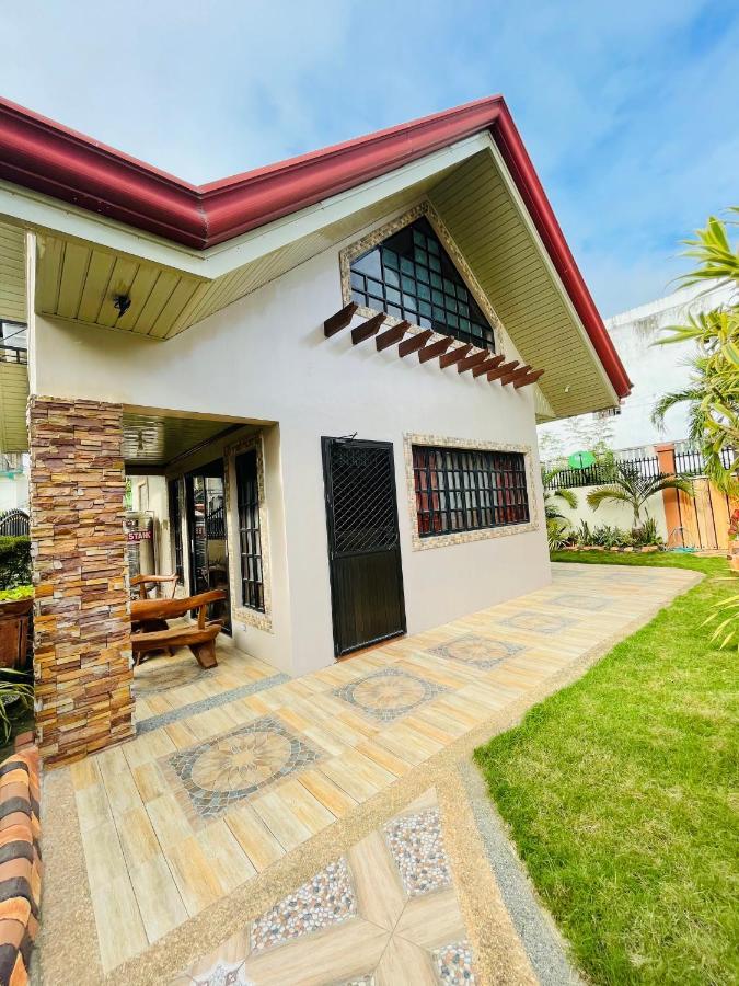 Resthouse Fully Airconditioned W/ Private Parking Villa Tuguegarao City Exterior photo