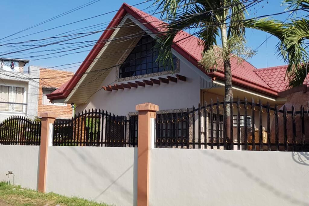 Resthouse Fully Airconditioned W/ Private Parking Villa Tuguegarao City Exterior photo